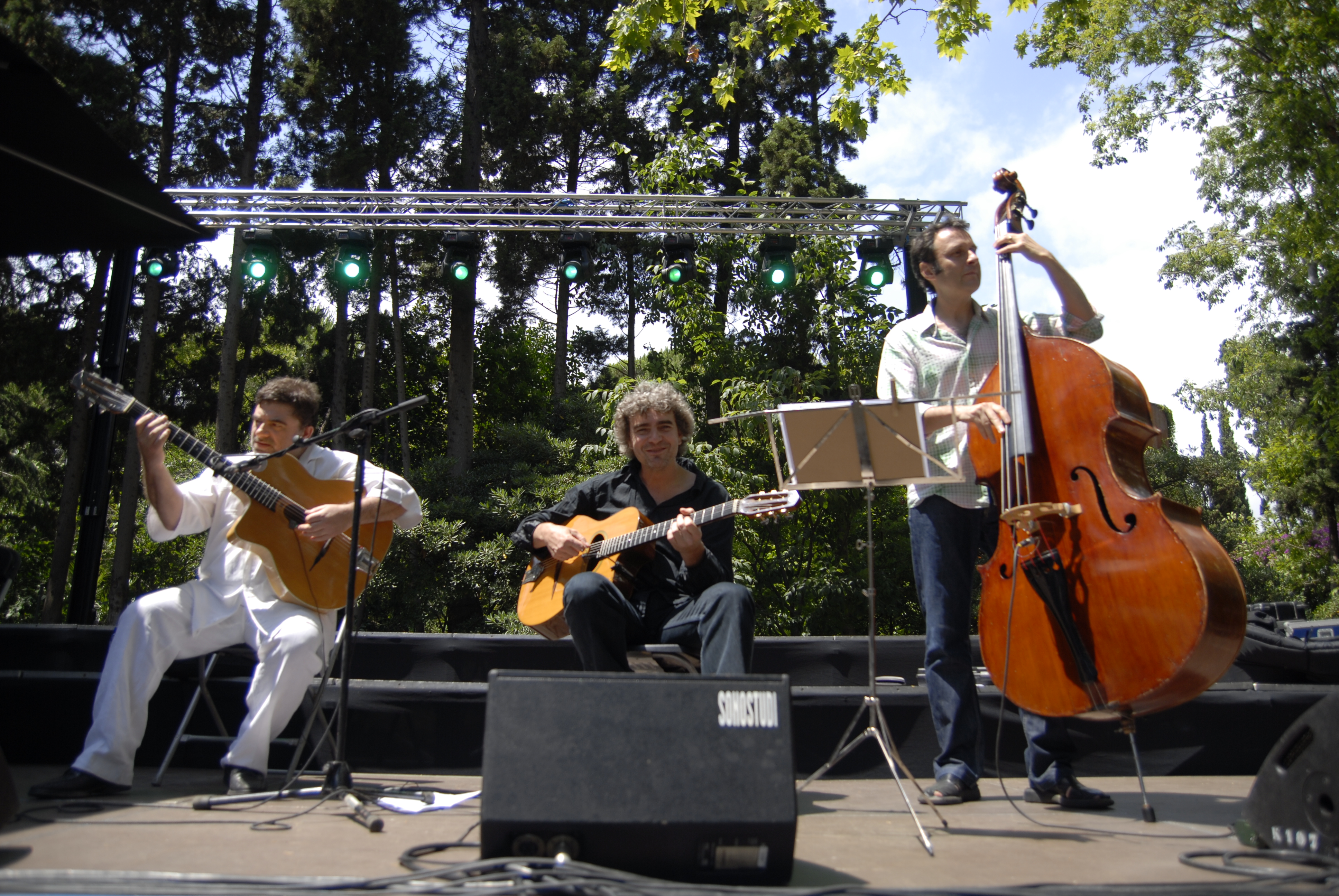 Trío Pere Soto Gypsy Jazz / Django’s Castle
